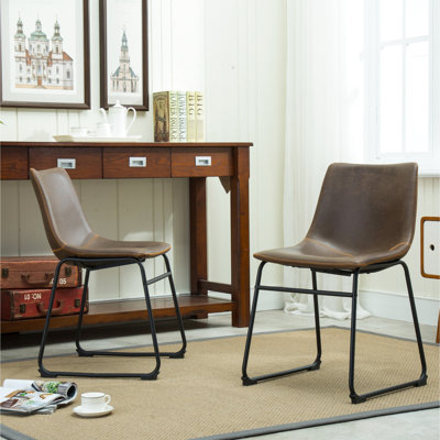 Chaise de salle à manger en cuir antique brun antique, design rétro, siège en plastique confortable, structure en métal, chaises de l 18,5 po x P 22,25 po et H 31,5 po, brun. Métal fabriqué à la main. Sièges moulés.