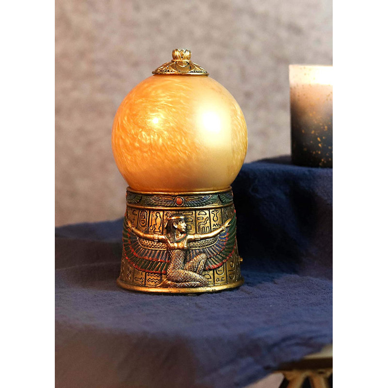 Boule de tempête de sable de la déesse égyptienne antique Isis