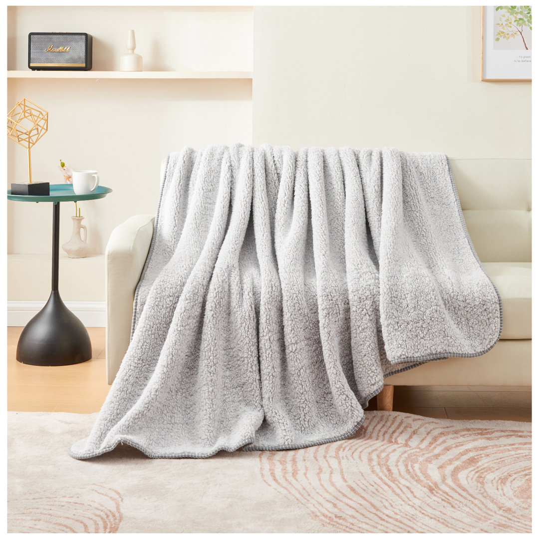 Zehner Throw