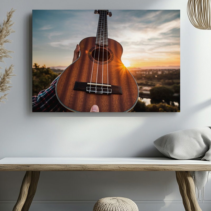 Toile, gros plan, vue sur un ukulélé en bois, art mural, main d'une personne avec un accent sur les cordes, H 30 po x l 30 po