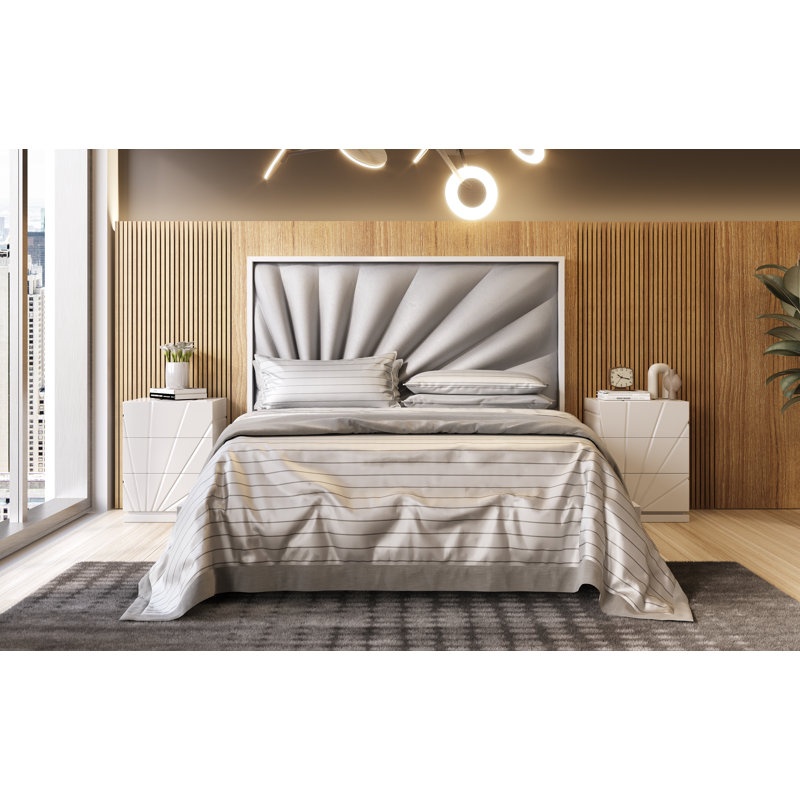 Stevon Piece Bedroom Set, King