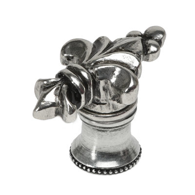 Charlemagne classic large knobin Chalice