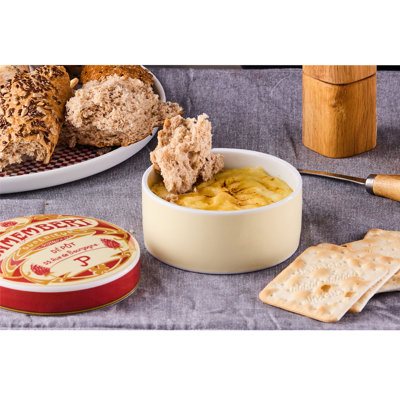 BIA International Camembert Round Porcelain Stainless Steel 1 Piece Ramekin Baker Bakeware Set