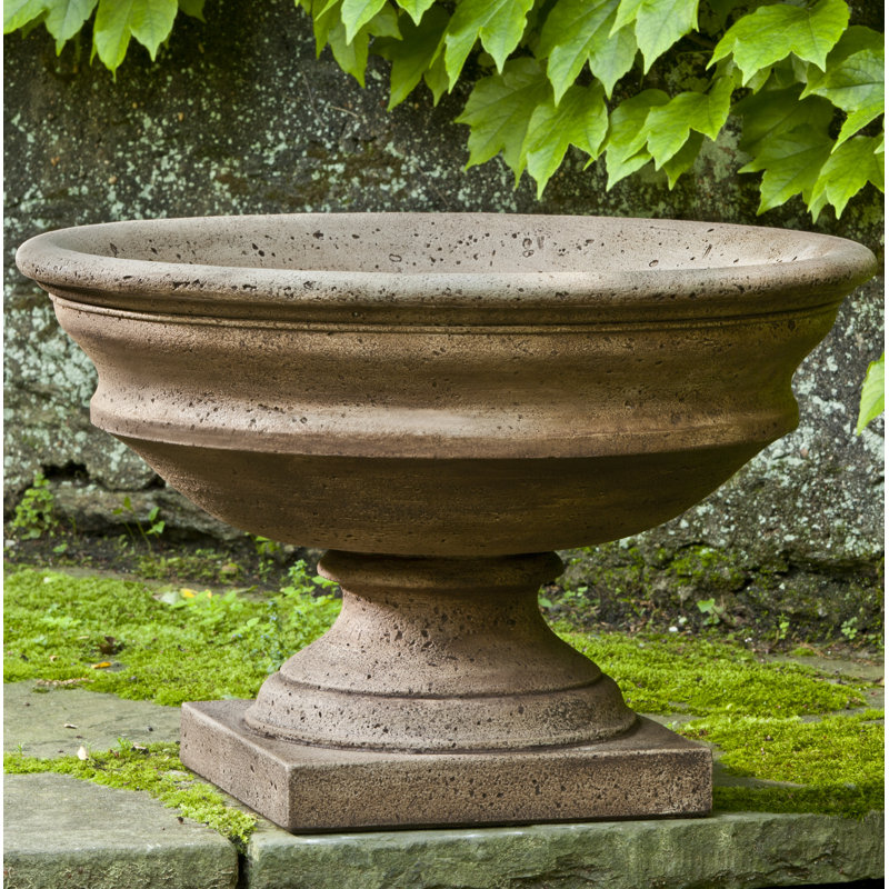Newberry Handmade Planter, Pietra Vecchia