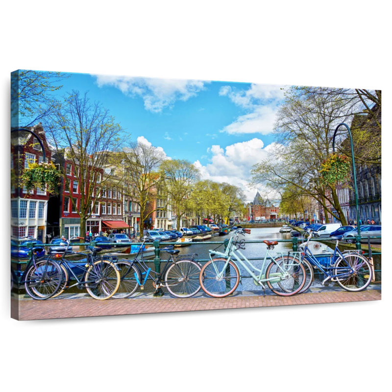Lilie Amsterdam, vélos sur le pont, H 32 po x l 48 po