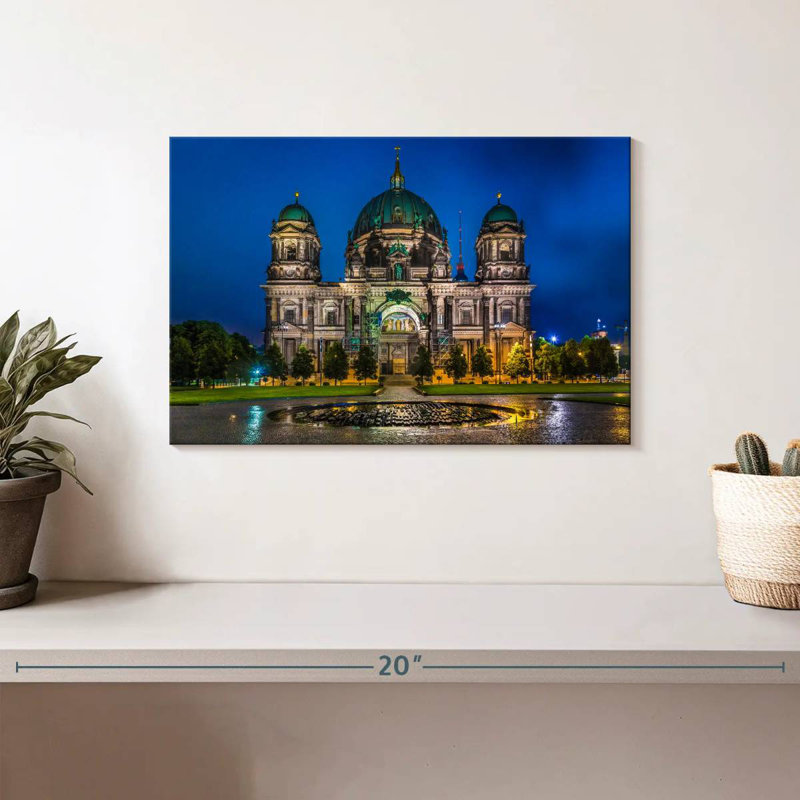 Historic Berlin Cathedral, 8" H x 12" W