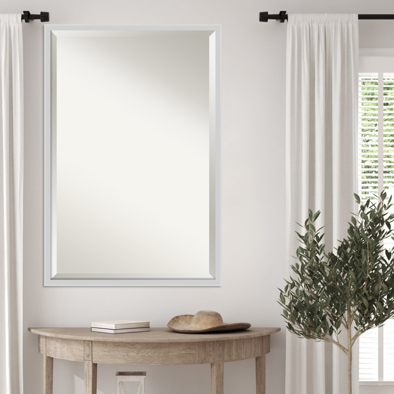 Miroir mural Incline, 25,5 po x 37,5 po, Argent argent