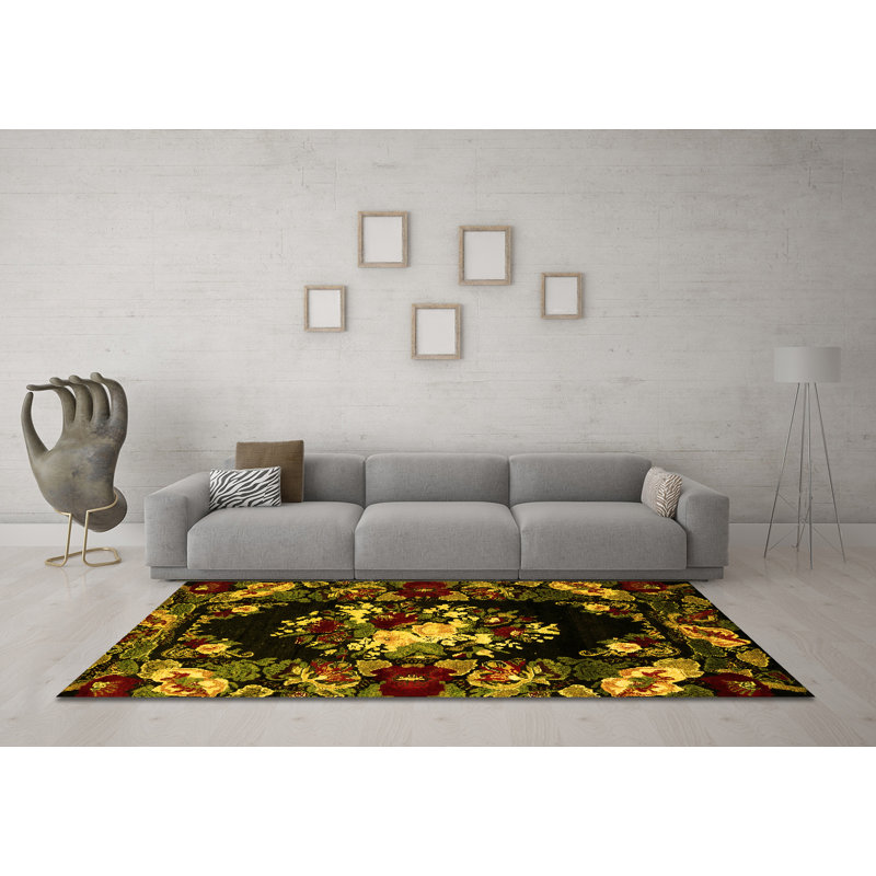 Washable Floral Indoor Rug, Square 4'