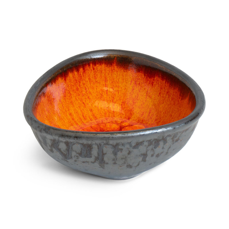 Peetz Delta Nibble Bowl