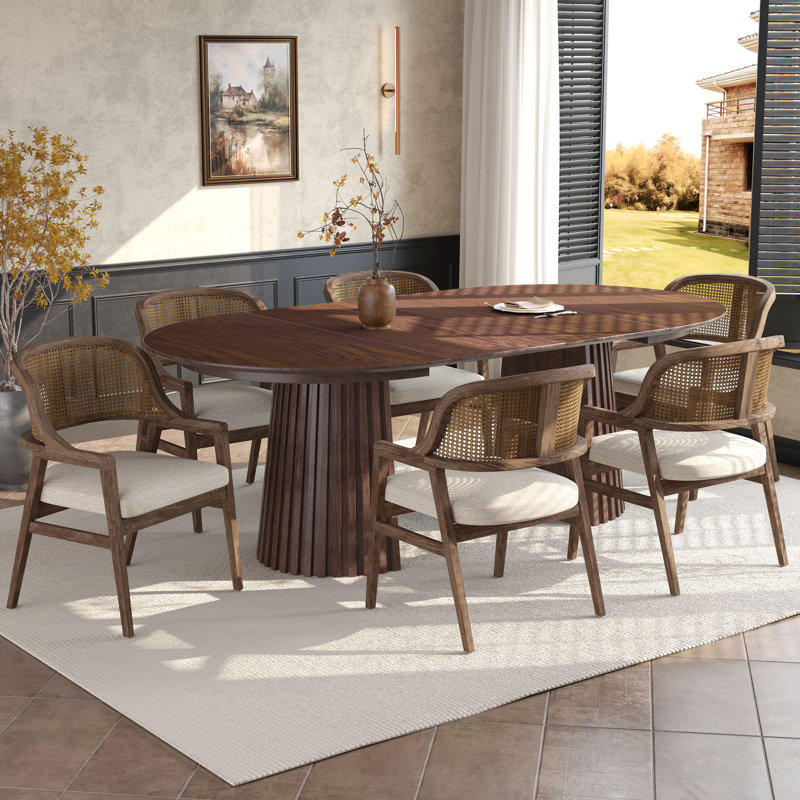 Ensemble de table de salle à manger extensible de style Mid-Century moderne avec chaises en rotin Westcott, Noyer / beige