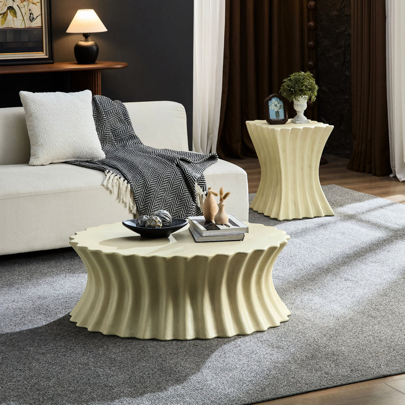 Table basse beige en fibre de verre (35,29 po + 15,16 po), style vintage, construction robuste, aucun assemblage requis, idéale pour un appartement ou un salon.