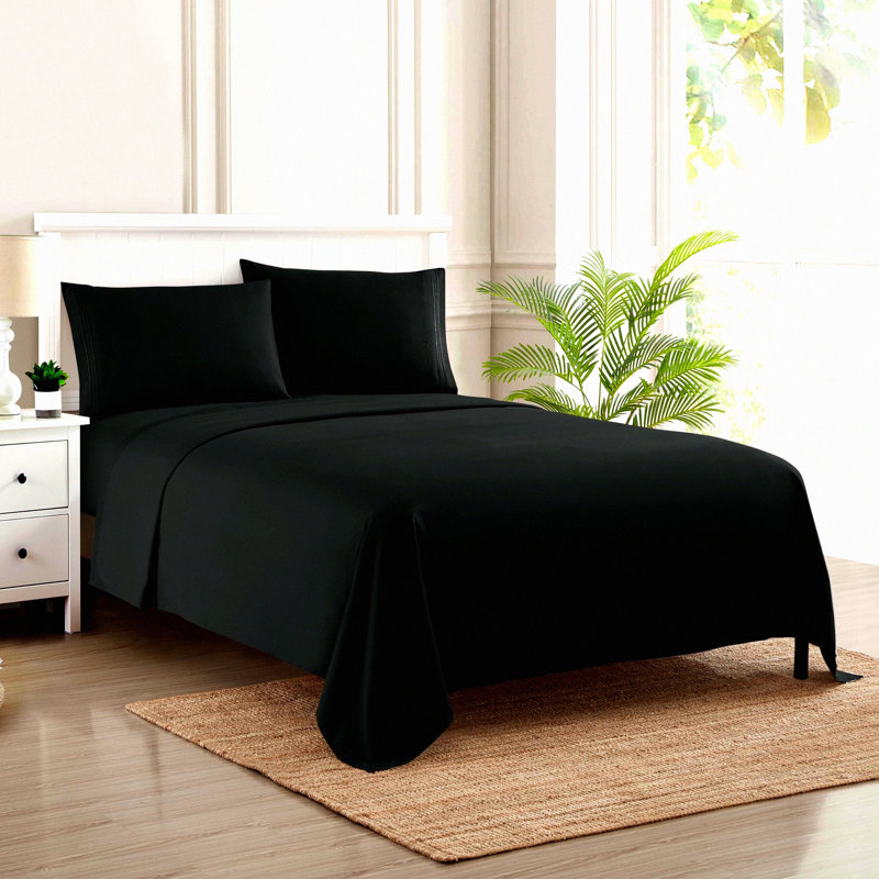 SupremeSoft Breathable Luxury Queen Size Bed Sheets - Deep Pocket Sheet Set with Full Elastic & Secure Corner Straps - 1800 Thread Count Black Bedding