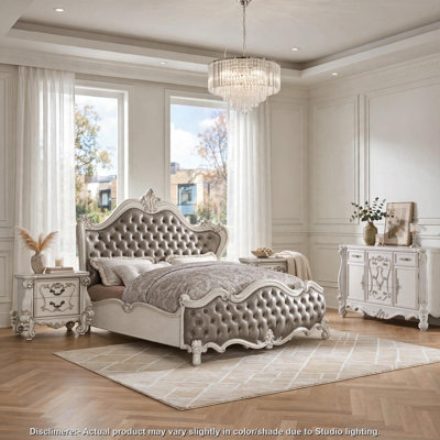Ensemble de chambre à coucher King, gris et blanc, 4 pièces avec 2 tables de chevet et une commode