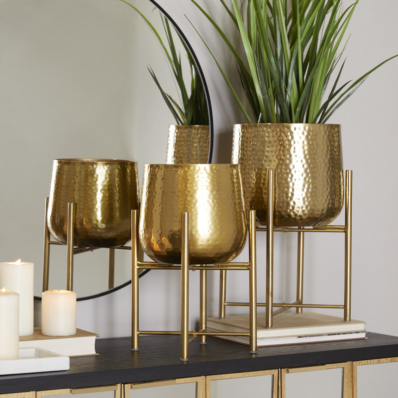 Contemporary Gold Metal Indoor Planter with X-Shaped Stand, 17" Height