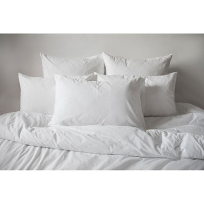 Down-Alternative Sleeping Pillow – Hypoallergenic Fill, Plush Comfort, All Position Support