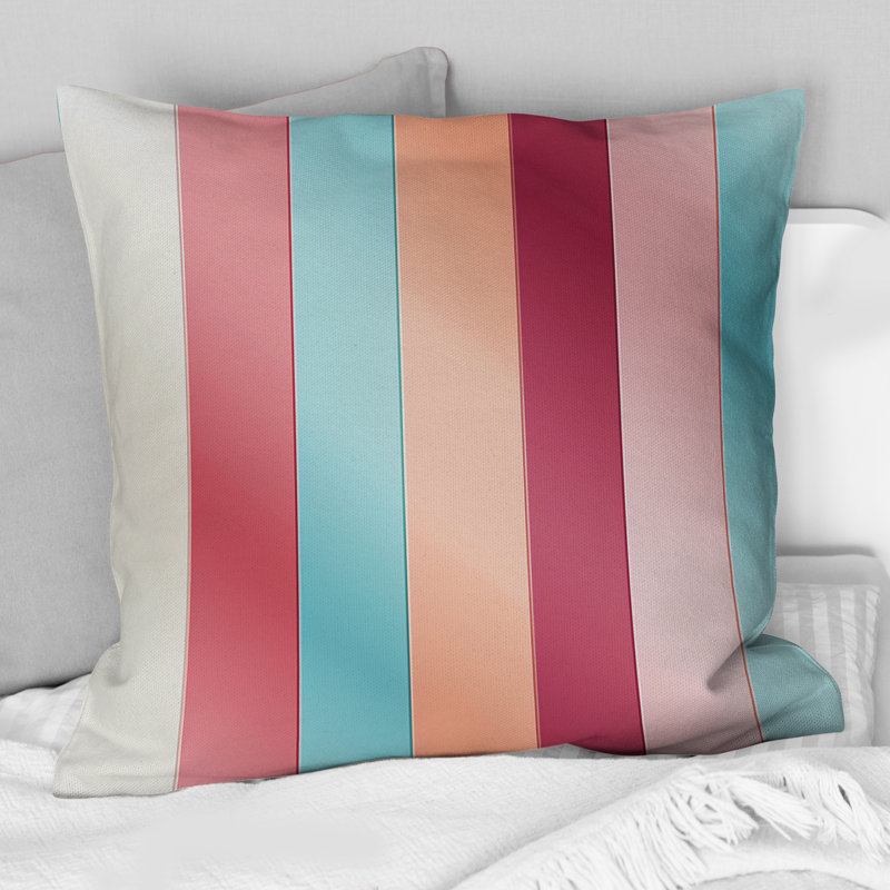 Coussin décoratif rayé rose vibrant Vibrant Harmony, H 18 po x l 18 po