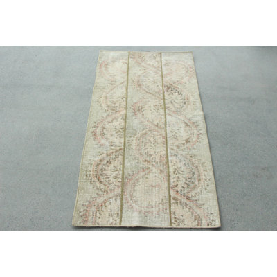 Petit tapis turc Oushak rétro pour entrée décorative discrète en patchwork blanc de style oriental avec un design tissé à plat, idéal pour les endroits très passants
