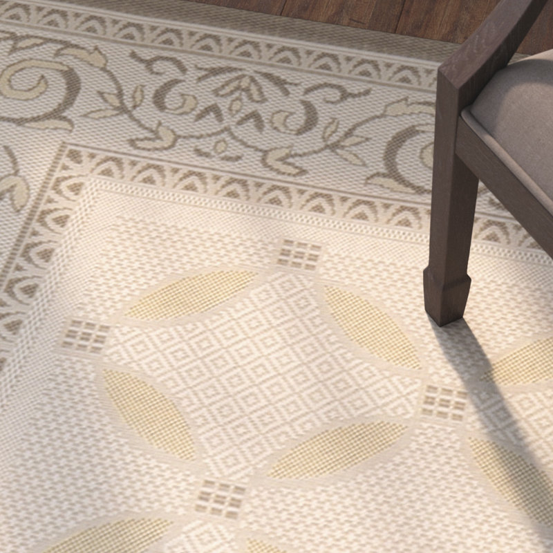 Tapis intérieur / extérieur beige Arneshia, Rectangle 4 pi x 5 pi 7 po