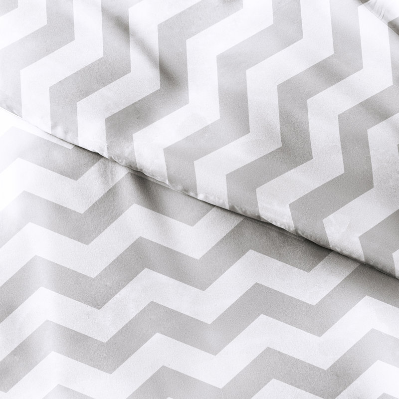 Gray and White Geometric Microfiber Queen Duvet Cover Set