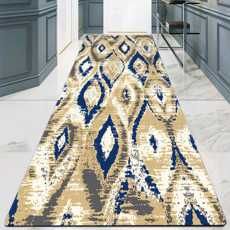 Tapis en polyester tissé à la machine à motif géométrique bleu / crème Mabel, Rectangle 3 pi 11 po x 5 pi 11 po