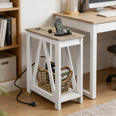 Table de chevet étroite avec station de charge, table d'appoint de style campagnard pour petits espaces
