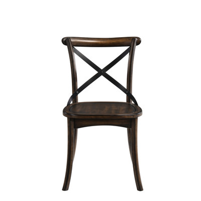 Chêne foncé et chaises d'appoint en métal noir (2). Style industriel rustique. Fabrication en bois synthétique. Sièges confortables. Striking. Pour un usage domestique. 21,38 po de profondeur, 18,44 de largeur, 34,65 de hauteur, poids de 23,97 lb