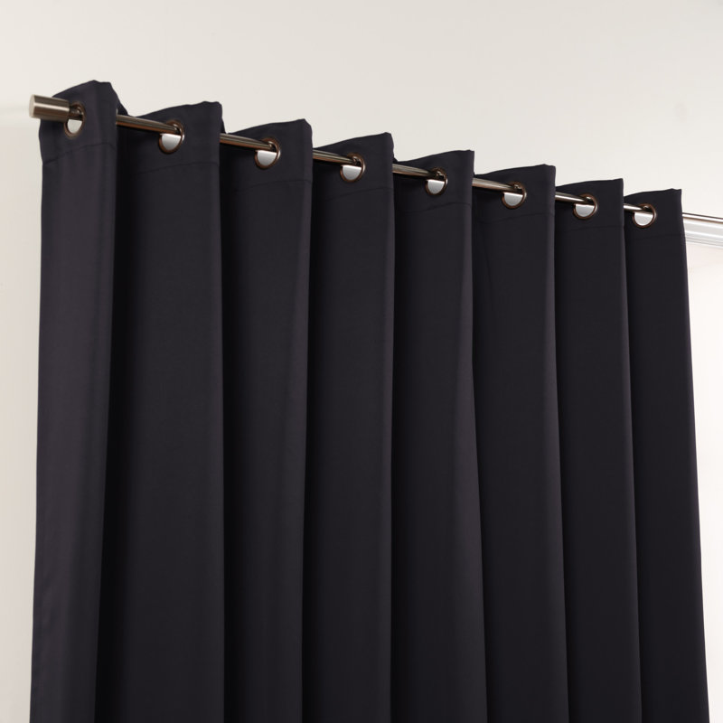 Panneau de rideau uni simple occultant et thermique avec œillets Scarsdale, l 100 po x L 96 po, Gris foncé