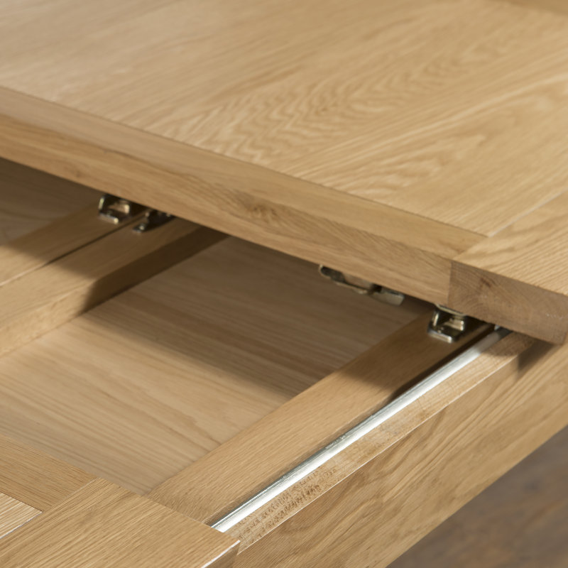 Baylor Baylor Oak Extendable Dining Table