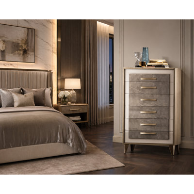 Monaco Luxury Chest