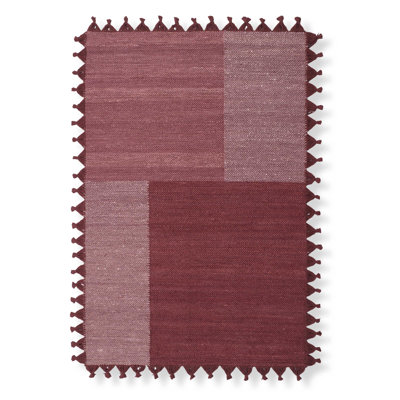 Merlot Jute / Sisal Area Rug in Red/Pink