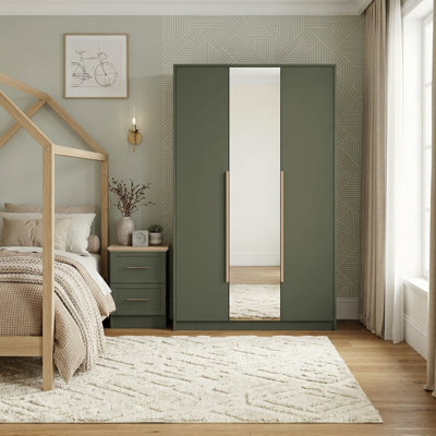 Quinlan Mirage Bedroom Set
