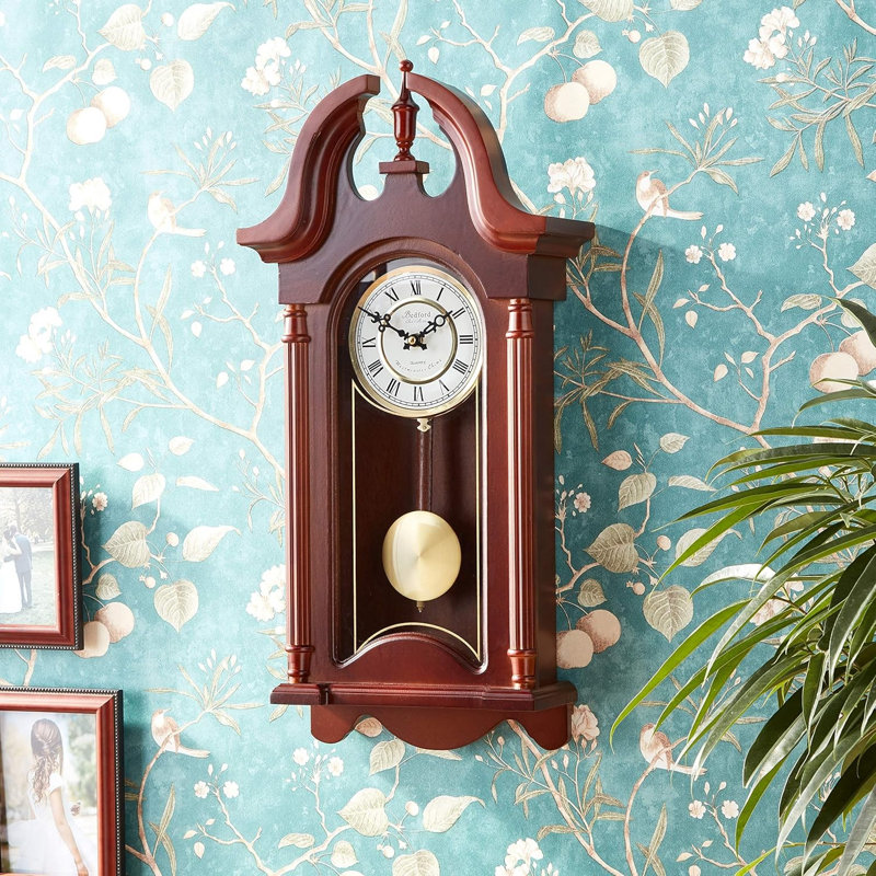 Horloge murale à pendule 26,5 po Bedford