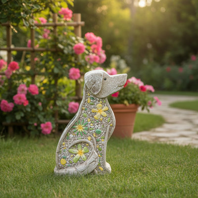Figurine de jardin solaire à énergie solaire