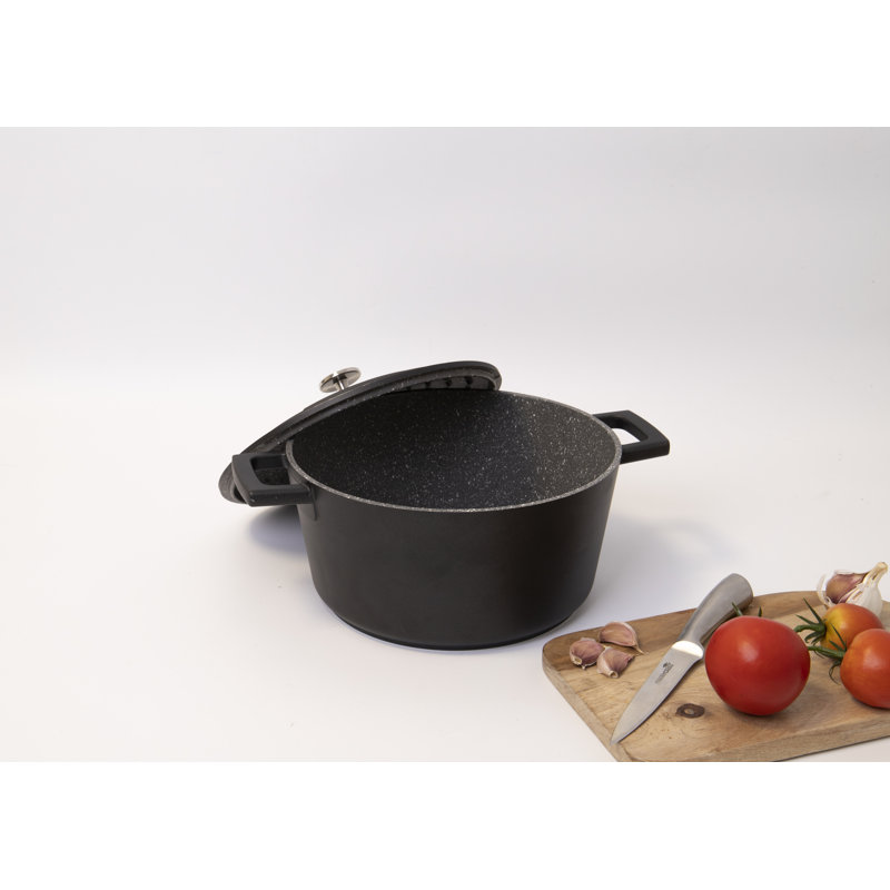 MasterClass Cast Aluminum Round Casserole, 33cm / 4L, Black