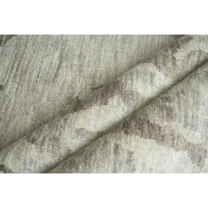Antique'd Damask Area Rug, Rectangle 14' x 18'