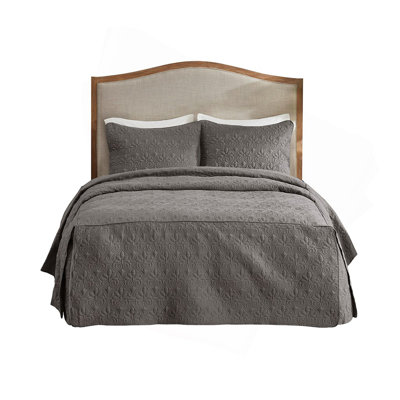 3 Piece Split Corner Pleated Quilted Bedspread