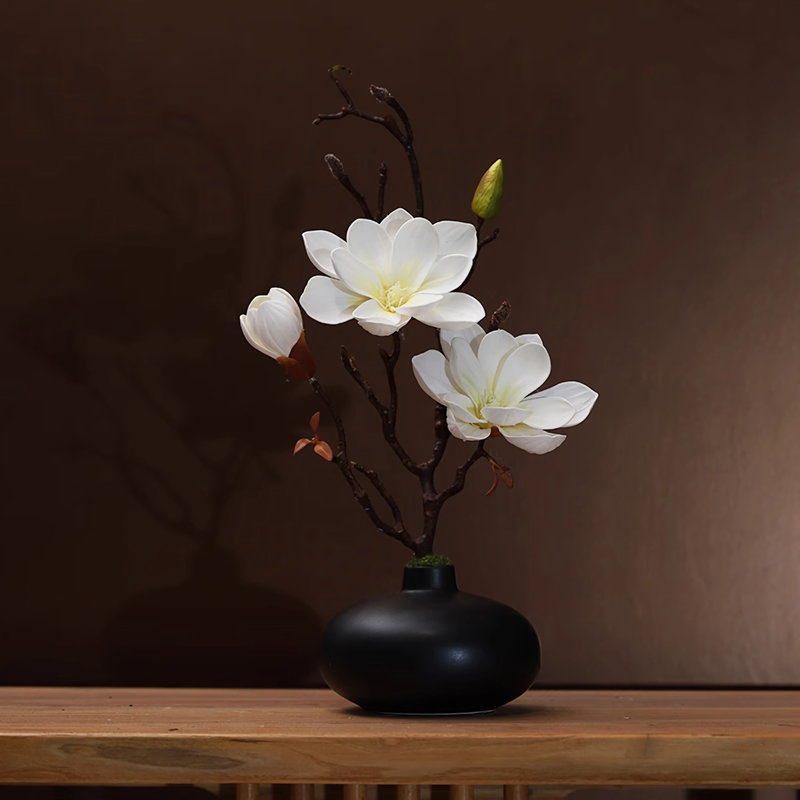 Décoration de fleurs simulées, Blanc