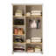Garde-robe simple de couleur unie