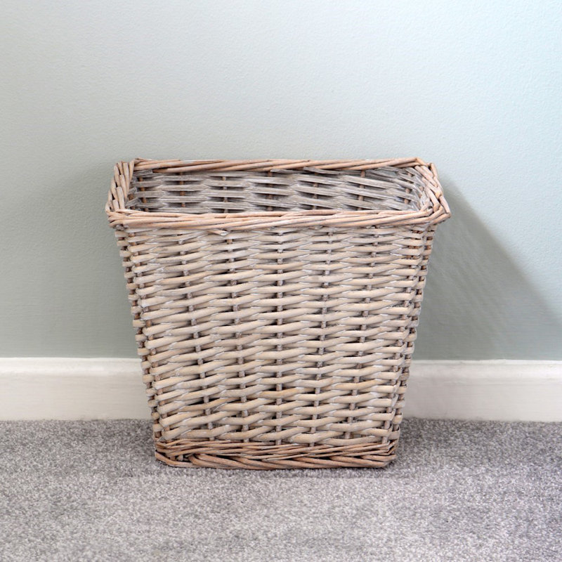 JVL Split Willow Decorative Basket