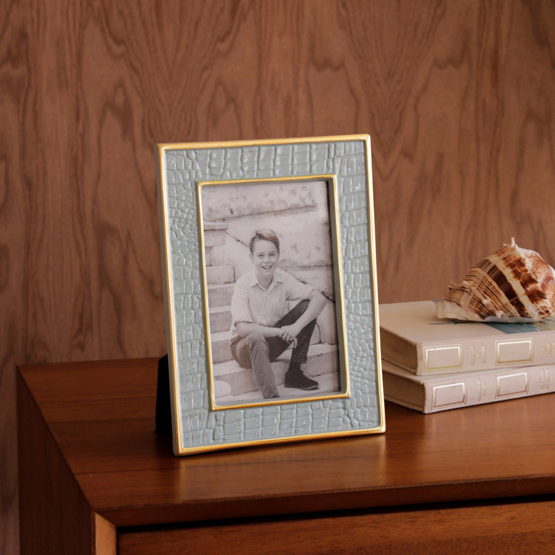 Encanto Croc Metal Picture Frame, Slate, 4" W x 6" H