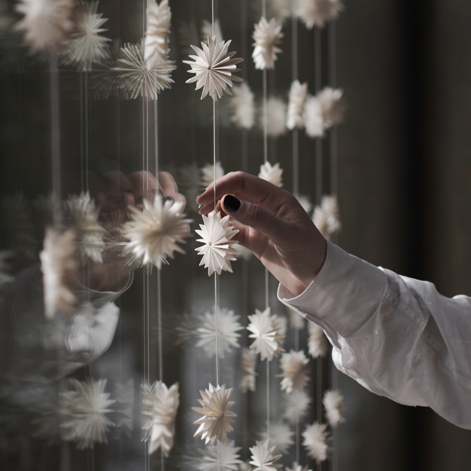 118.11'' in. Garland
