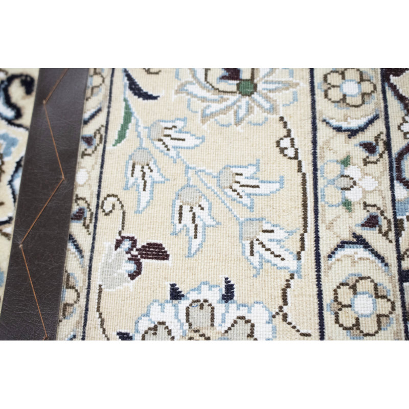One-of-a-Kind 8'5 X 5'1 10-15 Years Old Area Rug in Cream