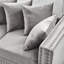 Velours moderne gris à 3 places avec clous carrés et argentés, repose-pieds en bois massif, coussin à haute élasticité, housse amovible, rangement inférieur gris, accoudoirs, siège à ressorts ensachés, housse en dessous-1370599288