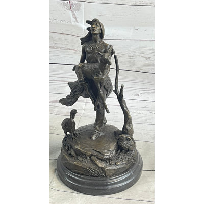 Figurines et sculptures