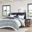 Ensemble de housse de couette en coton 3 pièces pour très grand / très grand lit, capitonnage en chenille, revers bleu marine uni, literie à attaches de coin avec motif, fermeture à boutons-119384780-119384783