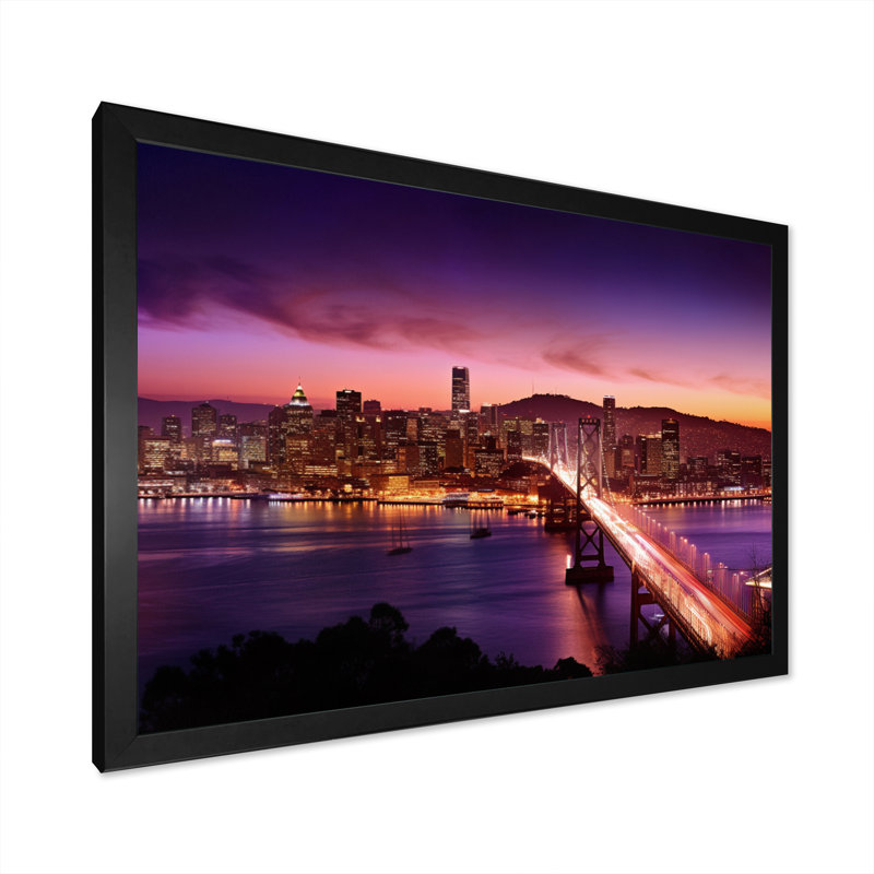«San Francisco Skyline And Bay Bridge I», reproduction sur toile, H 30 po x l 40 po x P 1,5 po, Cadre photo noir
