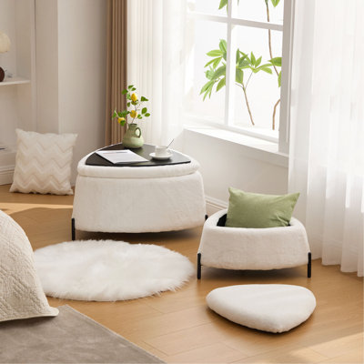 Ensemble de repose-pieds avec repose-pieds de 29,9 po de largeur avec repose-pieds en métal et tabouret à pieds en fausse fourrure avec couvercle réversible.