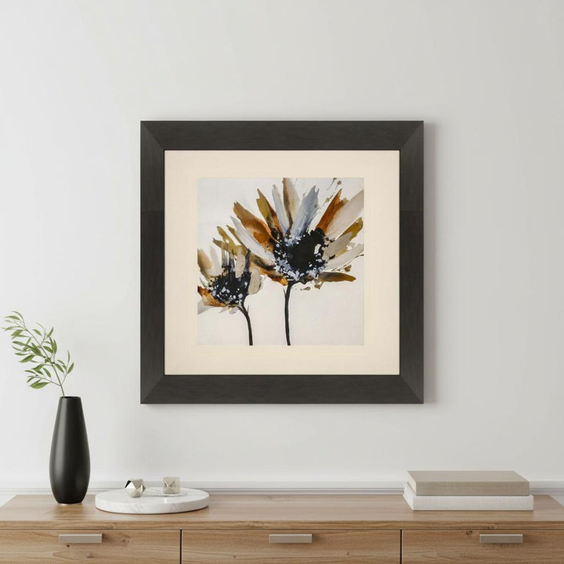 Sépia Bloom II, reproduction d'art encadrée brune