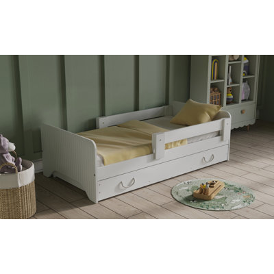 Soffit Kids Bed