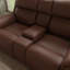 Causeuse inclinable électrique double avec console en pacane-1967134594